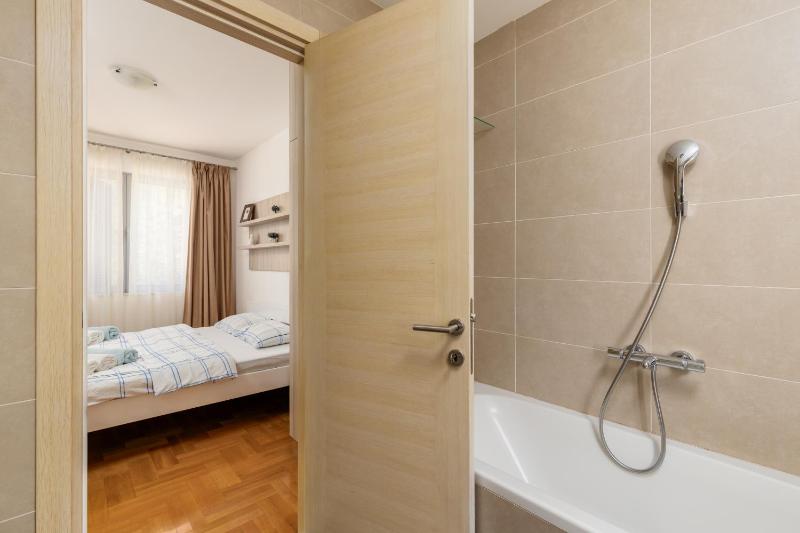Lavender Bay Apartment C21 - image 8