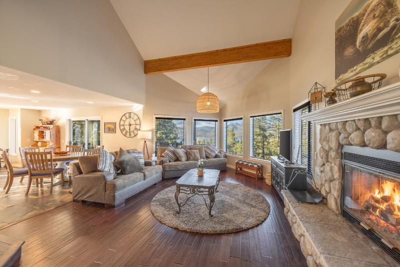 23 - Big Bear Lakeview Lodge home - image 22