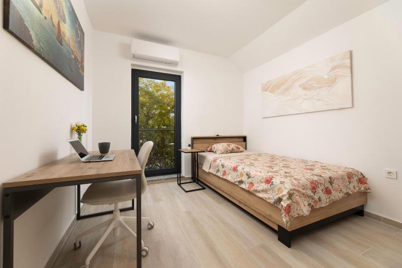 Apartmen Luna by El-PI Tours - image 16