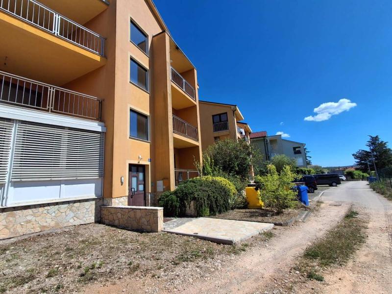 Apartmen Luna by El-PI Tours - image 6