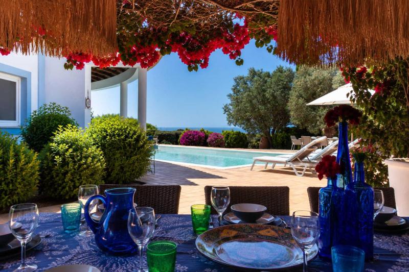 Casa Polgoda luxury villa with ocean views - image 31
