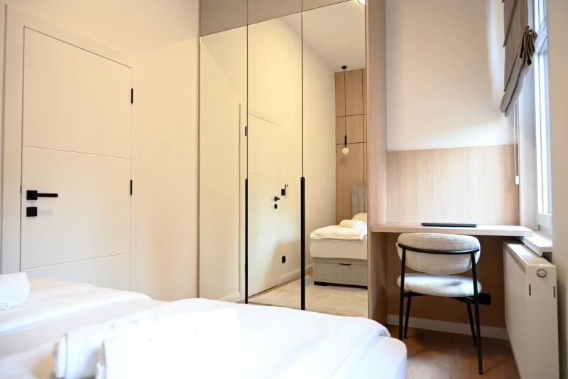 Tesla Luxury Apartment - image 9