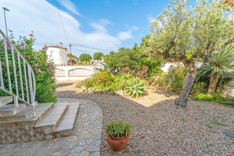 WELCS CASA 368 EMP con piscina privada - image 16