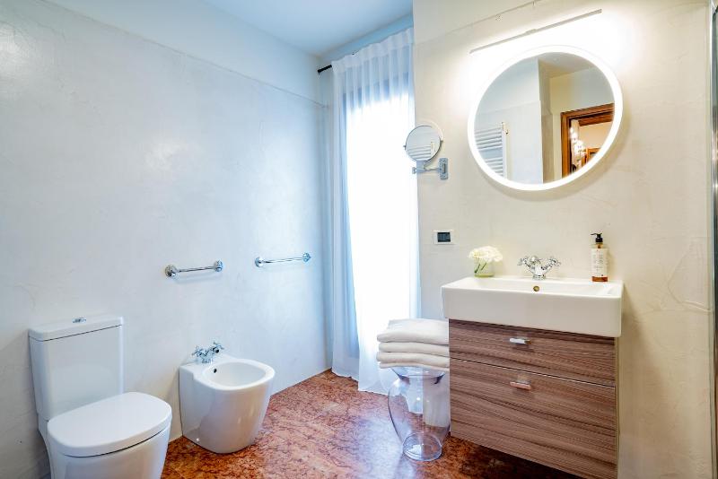 Ca' Del Monastero 3 Collection Apartment for 4 Guests with Lift - image 10