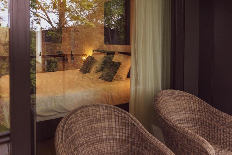 Huyze Fox - Boutique Stays - image 9