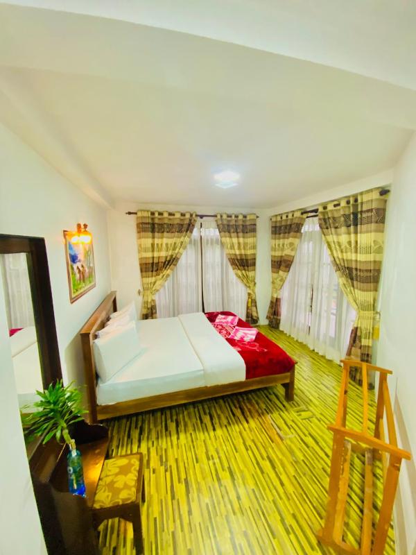 travellers nest inn - image 32