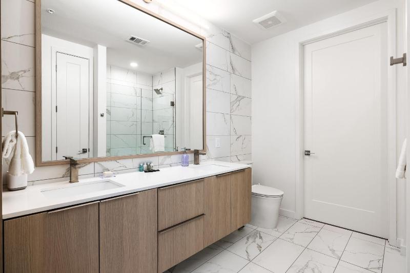 16th Floor - Regal Retreat - image 48