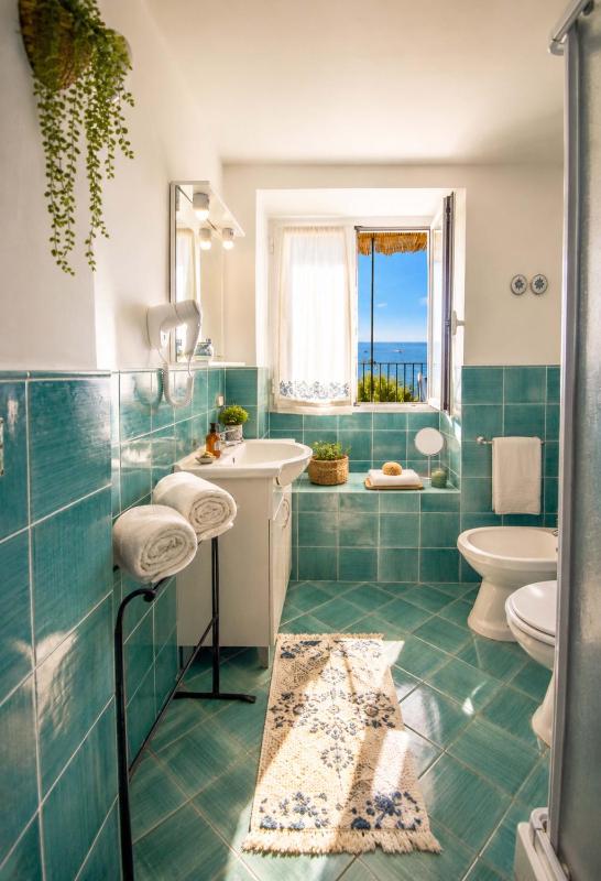 AMORE RENTALS - Casa Raffi - image 20