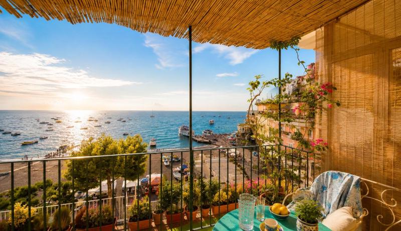 AMORE RENTALS - Casa Raffi - image 5