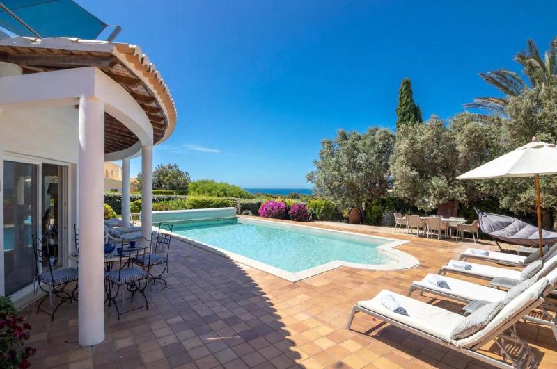 Casa Polgoda luxury villa with ocean views - image 36