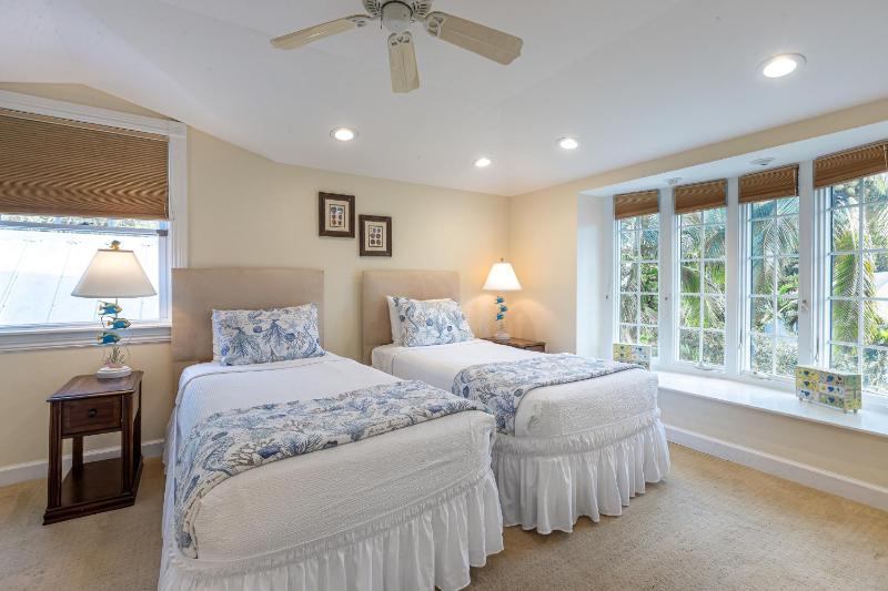 KW270FLR The Southernmost Comfort House - image 10