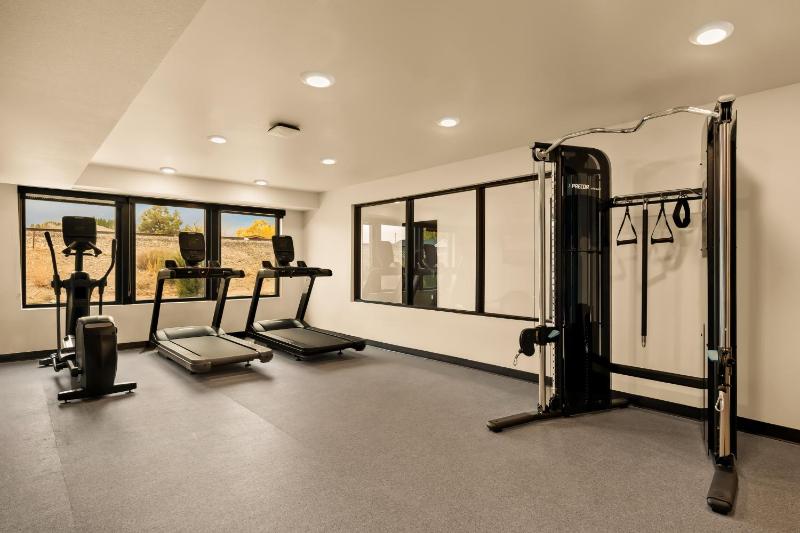 LivAway Suite Tucson - image 4