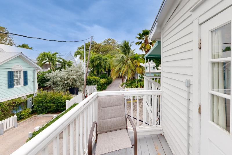 KW31 Three Flowers Guesthouse - image 36