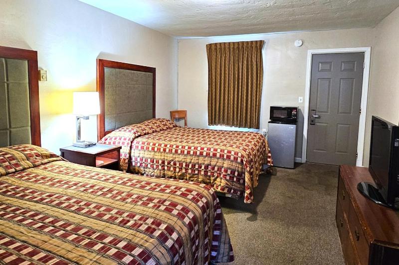 Budget Lodge by OYO Portland West - image 24