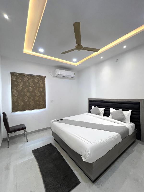 Hotel Girraj Inn - image 6