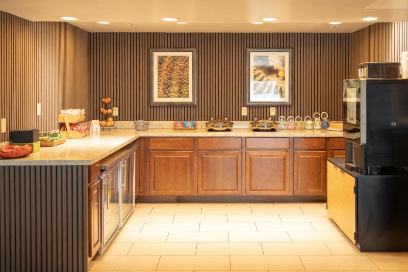 Sheraton Tucson Hotel & Suites - image 50