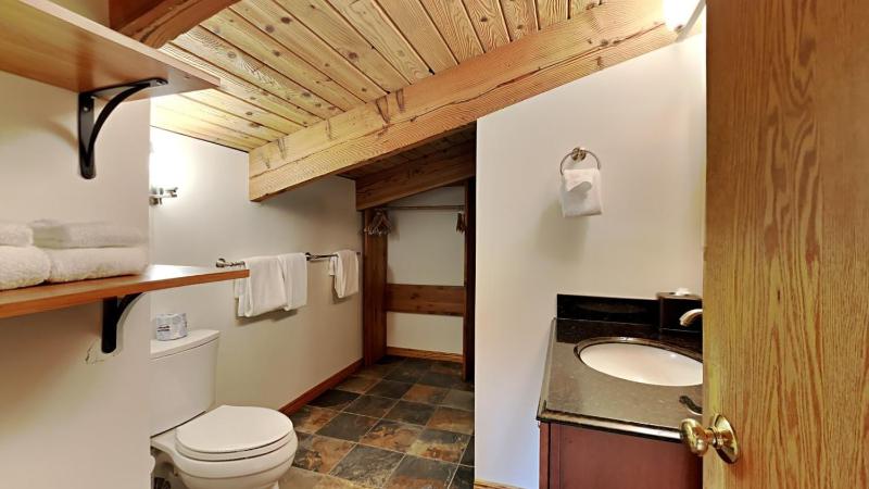Timberline Condominiums 2 Bedroom plus Loft 3 Bath Deluxe Unit B3H - image 25