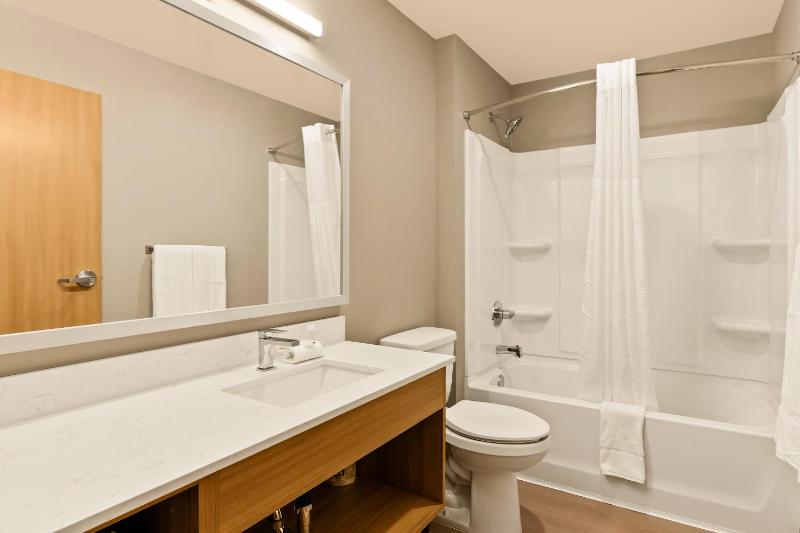 LivAway Suite Tucson - image 3