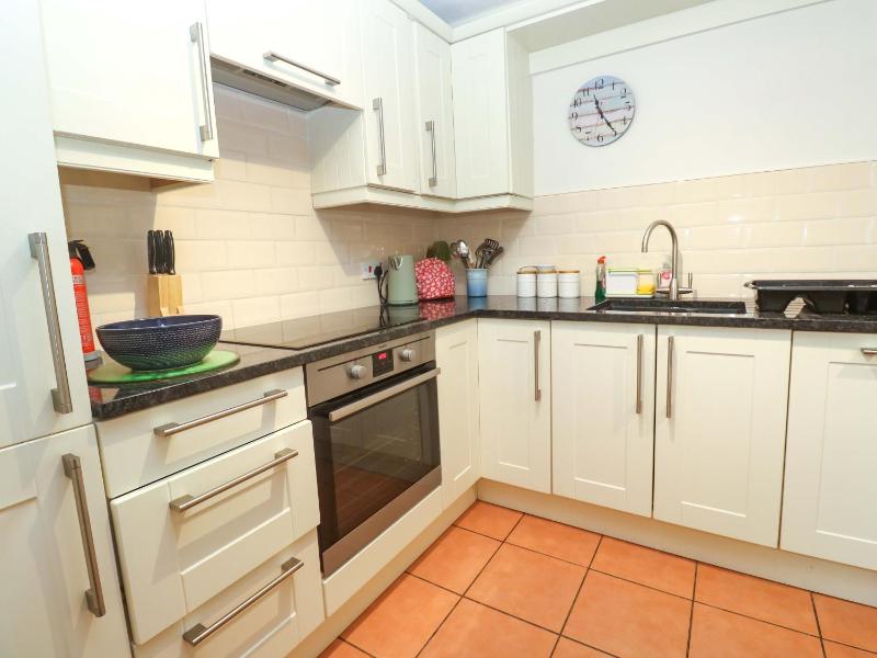 May Cottage - image 22