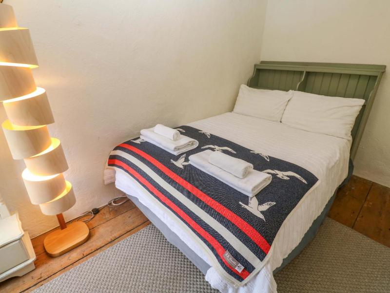 May Cottage - image 27
