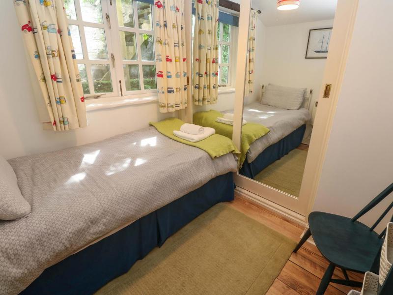 May Cottage - image 5