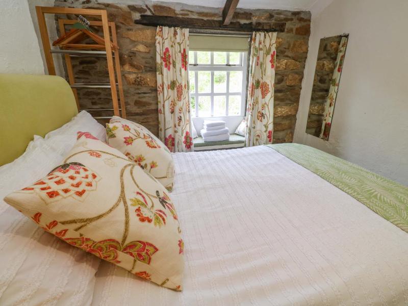 May Cottage - image 26