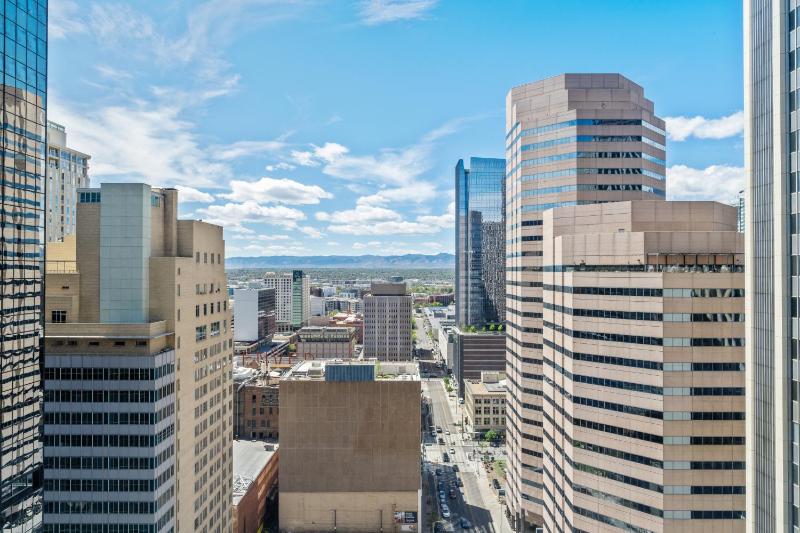 Grand Hyatt Denver - image 36