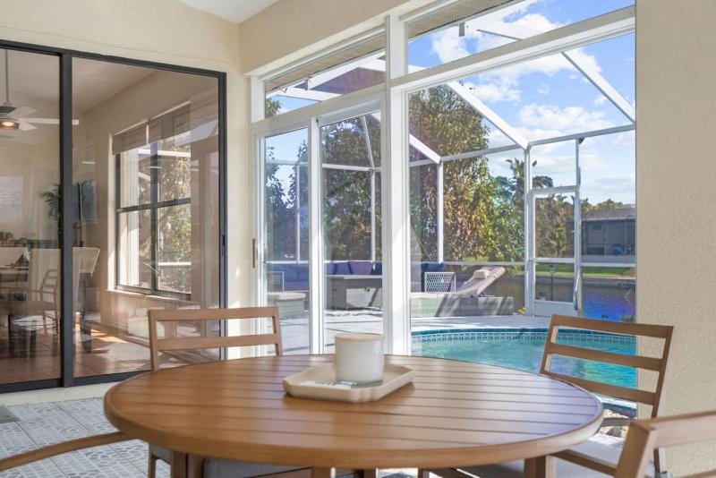 Waterfront Cape Coral Pool Villa I Gulf Access I Kayaks - image 35