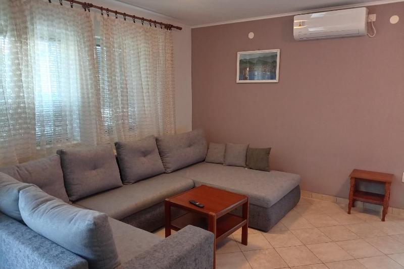 Apartments with parking space Senj - 25932 - image 9