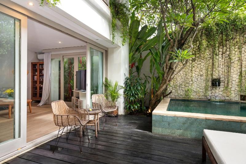 Villa Santhira 3BR Pool Villa Near Eat Street - image 46
