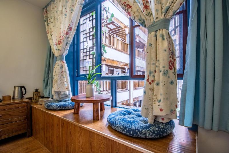 Zhangjiajie Cloudscape Courtyard Hotel-Vegan Available Chinese Retro StyleTea Culture Experience Free Breakfast Travel Guide& Book TicketsFriendly HostOrient esthetics - image 47