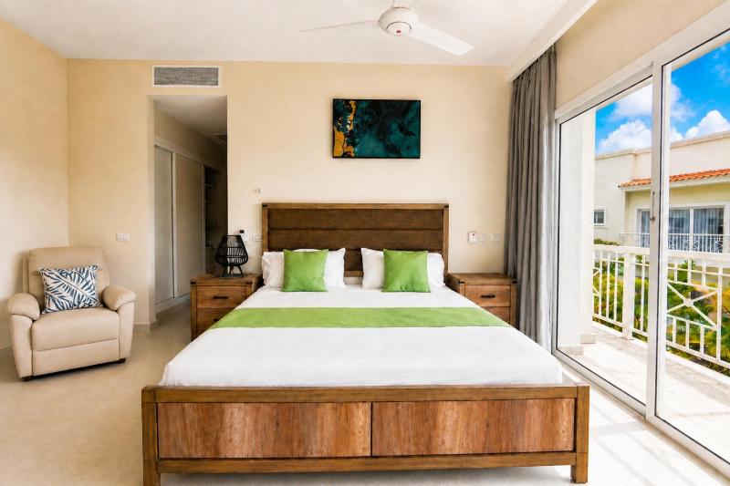 Special offer! Villa Bueno with private pool&beach - image 42