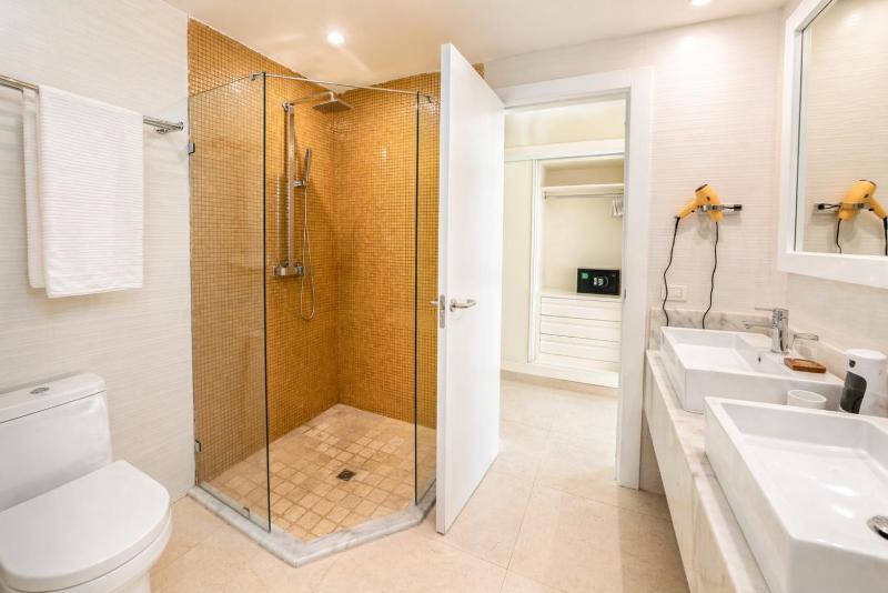 Special offer! Villa Bueno with private pool&beach - image 45