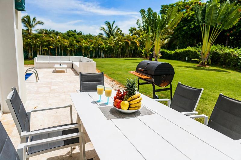 Special offer! Villa Bueno with private pool&beach - image 35