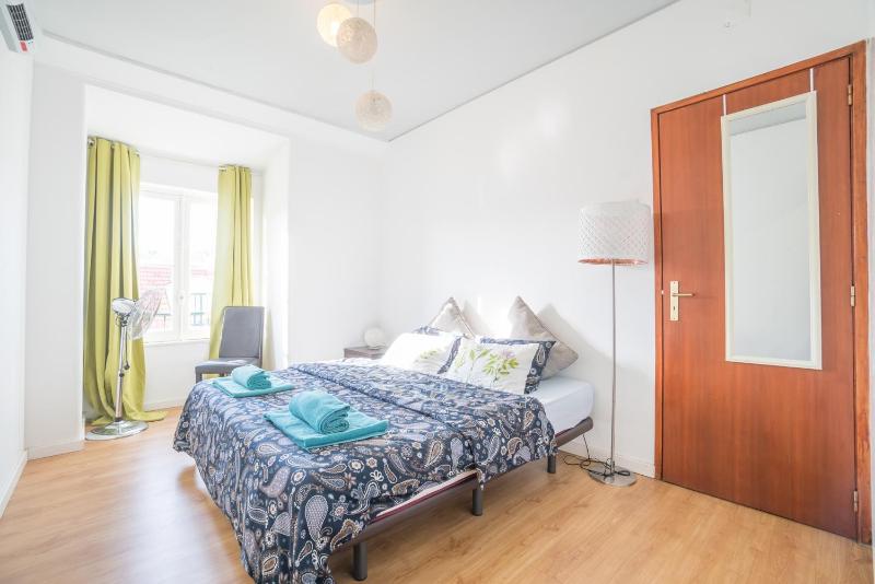 Double or Twin Room with Bathroom image 4