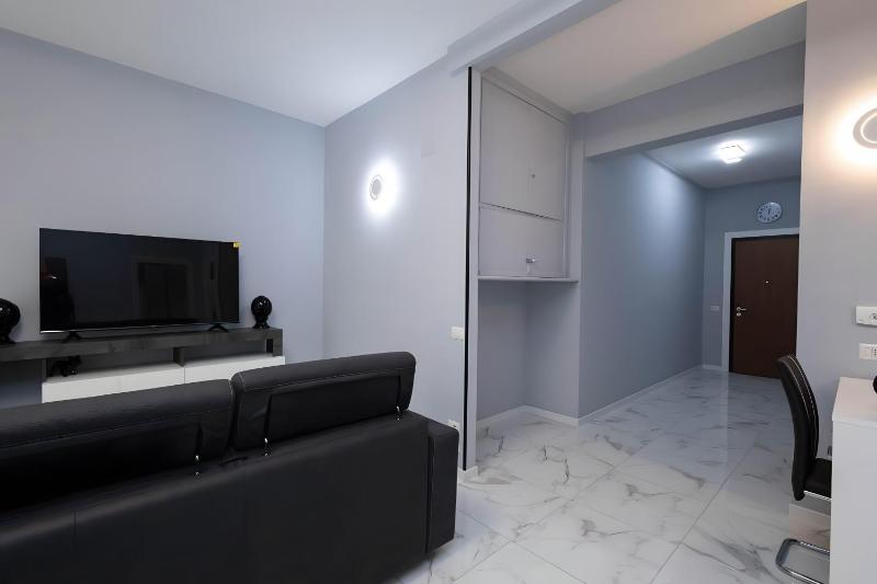 Cf Luxury House - image 6