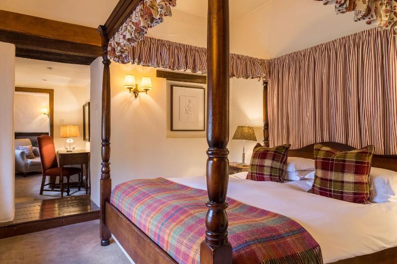 Deluxe Double Room image 2