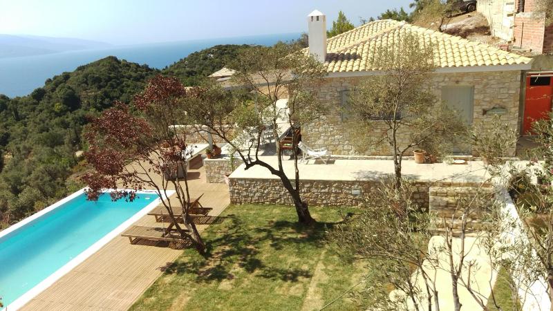 Luxury villa in Kechria - image 4