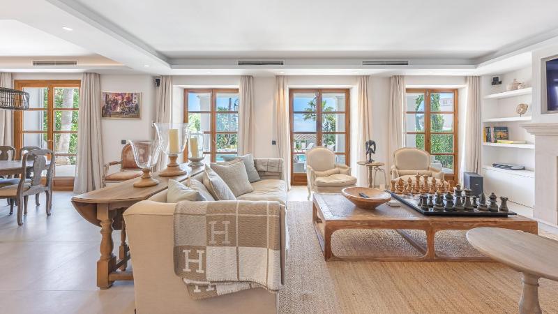 VACATION MARBELLA I Villa White Orchid Palatial Villa Private Heated Pool Prime Golf Valley Location Minutes from Puerto Banus Luxury Interiors Outdoor Fire Pit Lounge - image 50