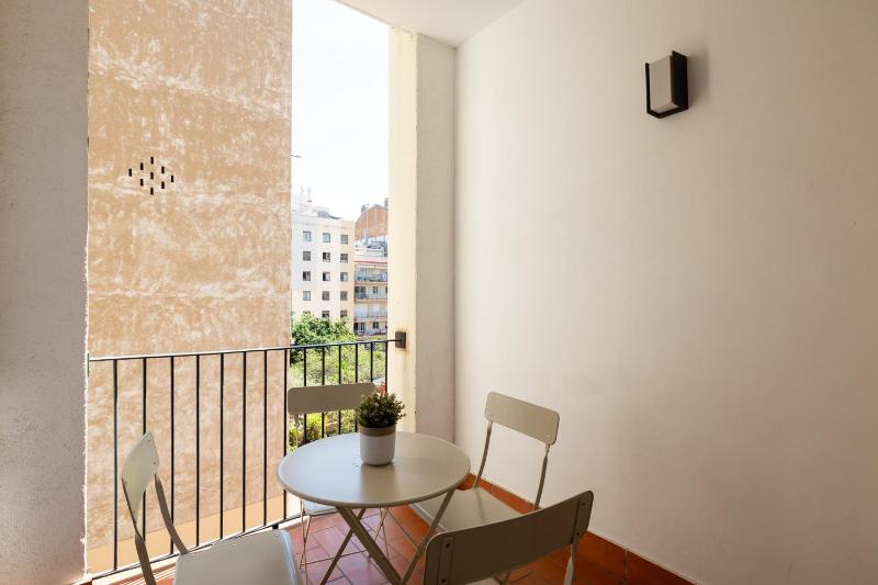 Decô Apartments Barcelona-Eixample - image 12