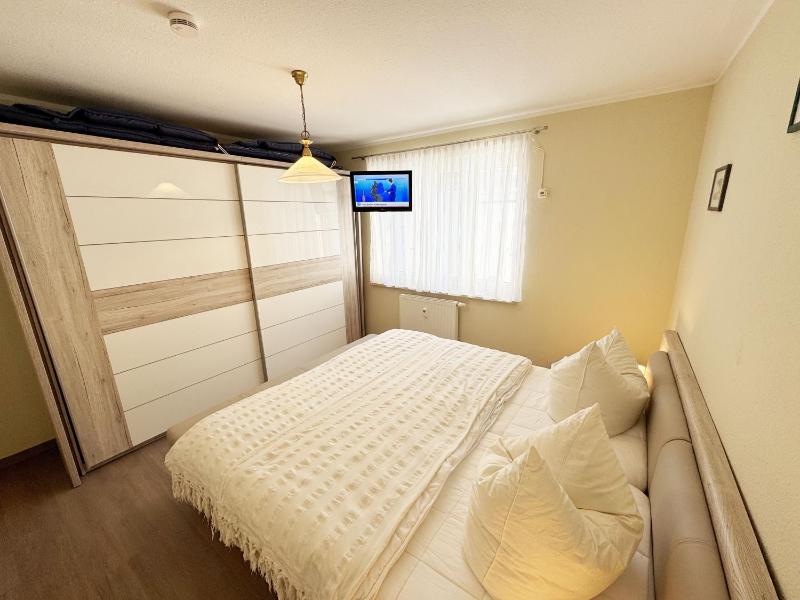 Ferienwohnung Ostseemuschel mit 2 Terrassen - image 11