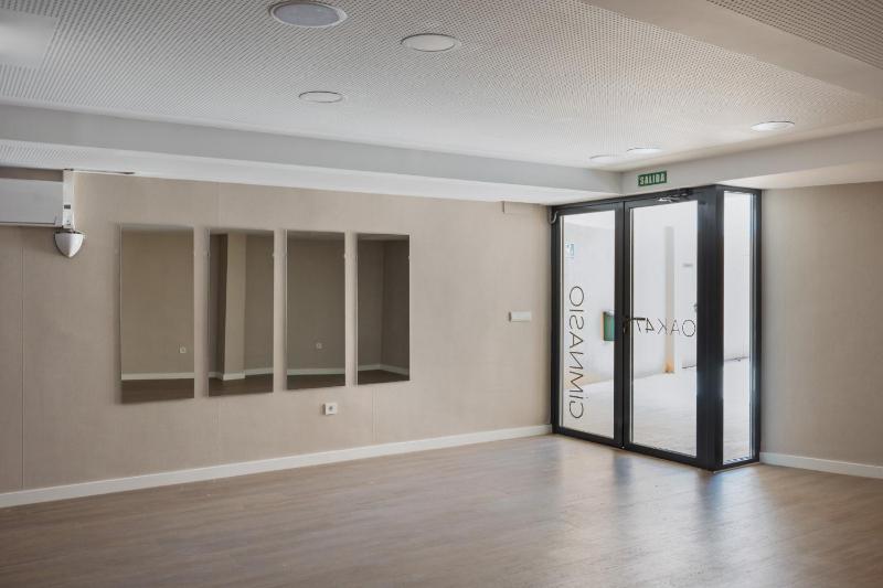 OAK Luxury Skyline by Alfresco Stays - image 11