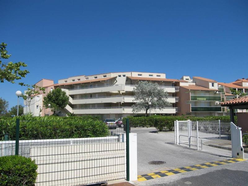 T3 avec piscine parking animaux admis Saint-Cyprien - FR-1-106-52 - image 14