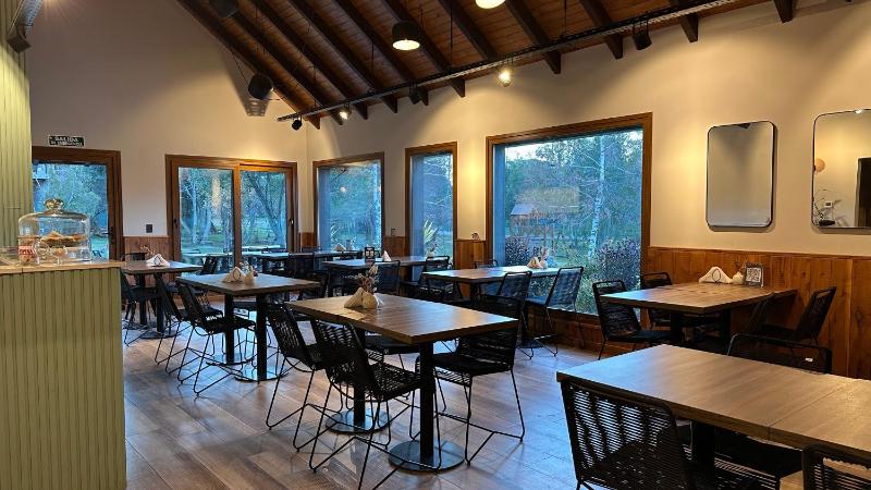 1BR home for 4 guests with heated pool mountain view and dishwasher - image 3