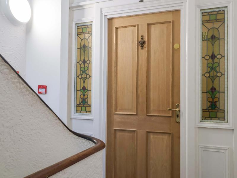 Flat 2 The Moorings - image 19