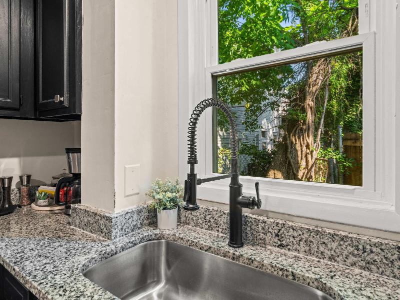 Premium 6BR Bourbon Trail home for large groups - image 18