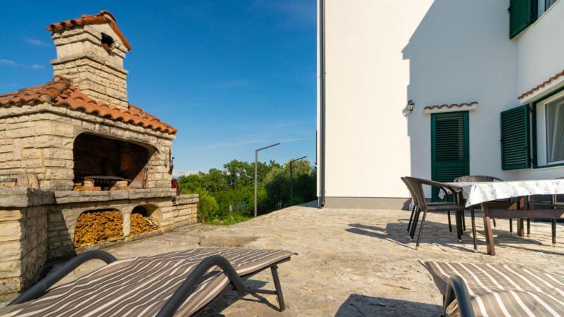 Legato apartman Opatija-Veprinac by Villas Guide - image 2