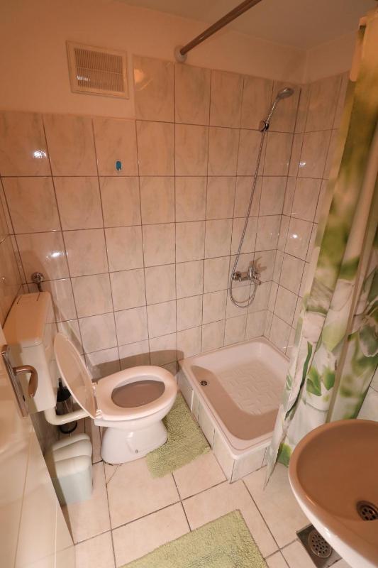One-Bedroom Apartment with Terrace image 2
