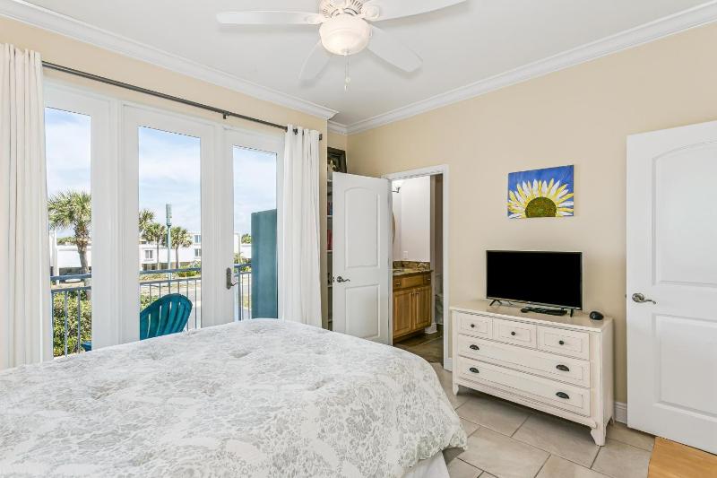 415 Fort Pickens Rd - image 29