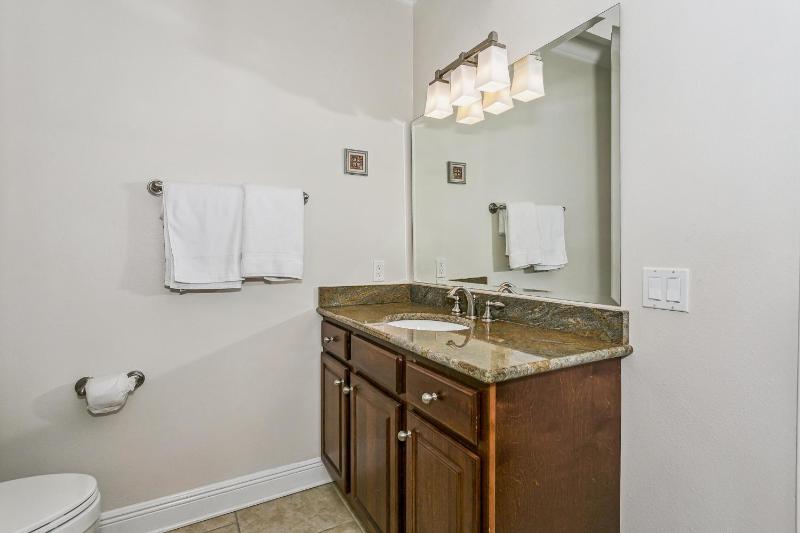 415 Fort Pickens Rd - image 28